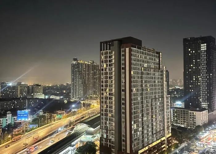 คอนโดติด Bts ตลาดพลู 0 เมตร ใกล้ Iconsiam ว่างรายเดือน Apartment *