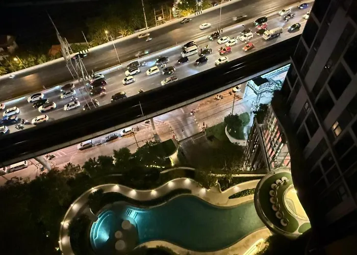คอนโดติด Bts ตลาดพลู 0 เมตร ใกล้ Iconsiam ว่างรายเดือน Bangkok